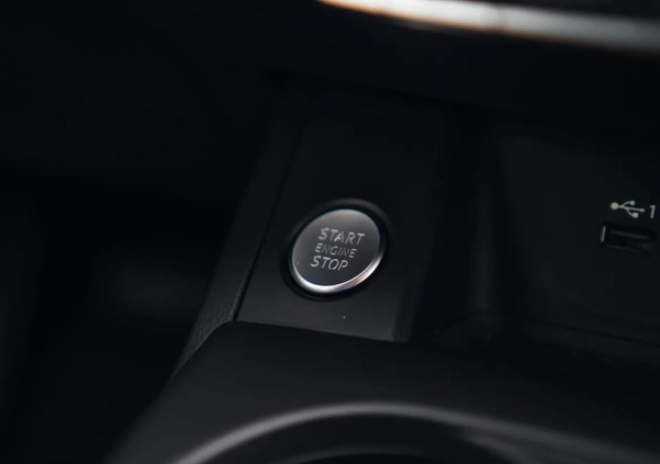 Audi A4 cena 93500 przebieg: 163777, rok produkcji 2020 z Płock małe 436